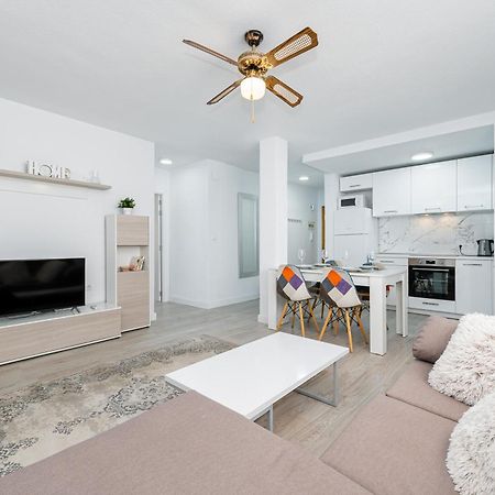 Apartamento En Centro Torrevieja Luaran gambar