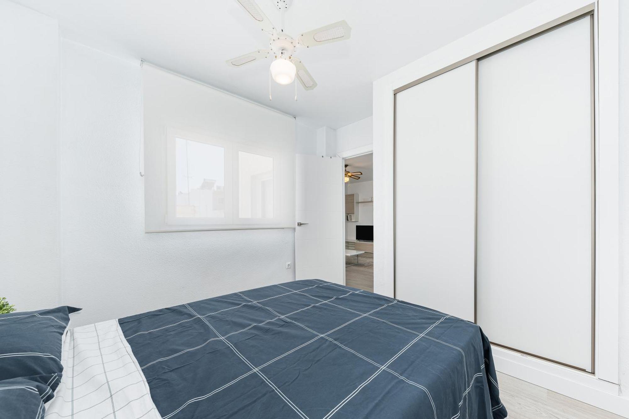 Apartamento En Centro Torrevieja Luaran gambar